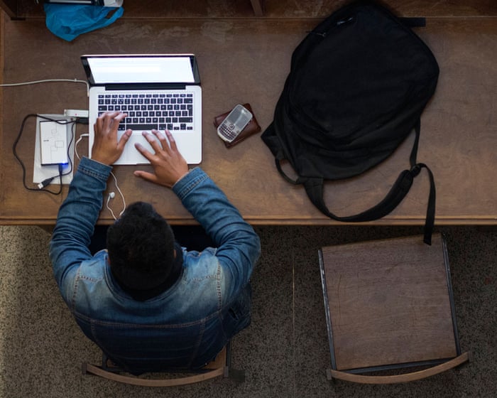 Online ads weaponised to deliver ‘zero-click’ spyware, researchers say
