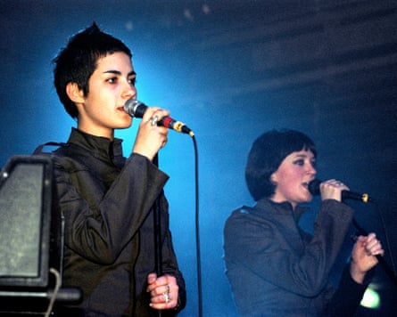 Ladytron performing in 2002 at Heaven.