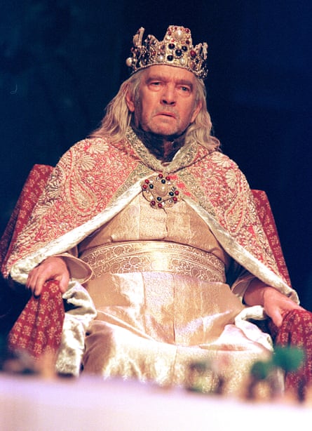 Tom Courtenay as King Lear in 1999.