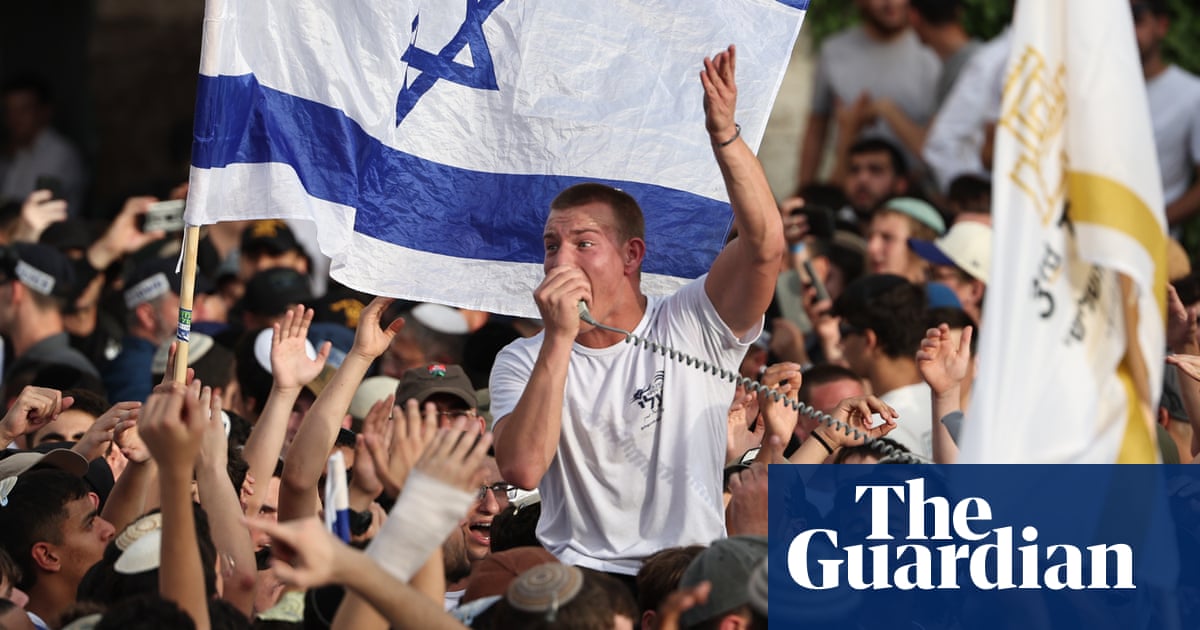 Thousands of Israelis join violent, racist march through Jerusalem's Muslim quarter