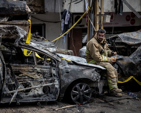 Deadly Israeli strikes hit Beirut – video