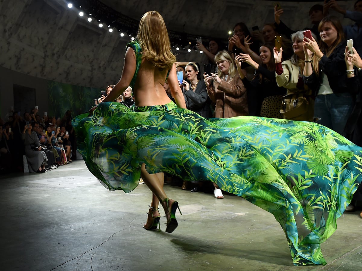 Green suits: nature prints bring hope for fashion industry | Fashion | The Guardian Green suits: nature prints bring hope for fashion industry | Fashion | The Guardian