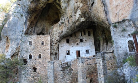 Agia Kyriaki monastery in Vamvakou