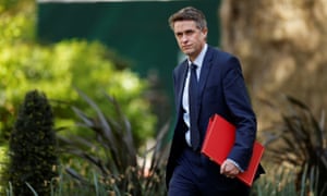 Gavin Williamson arrives in Downing Street