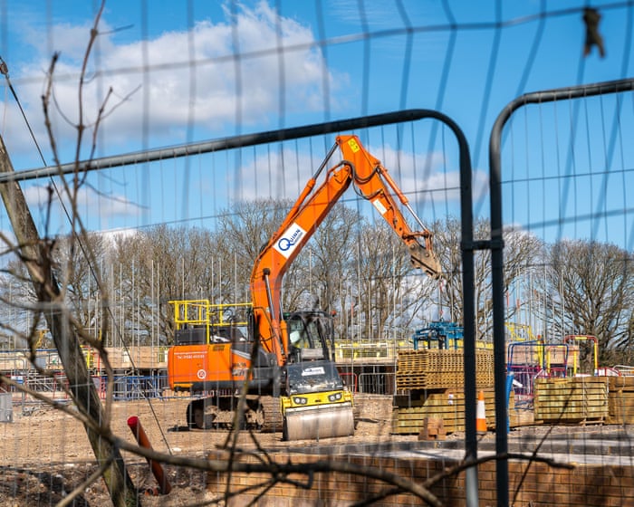 England risks building new ‘death traps’ as experts warn of overheating crisis