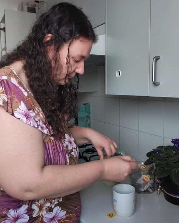 Naomi Thompson is on jobseeker, struggling to make ends meet