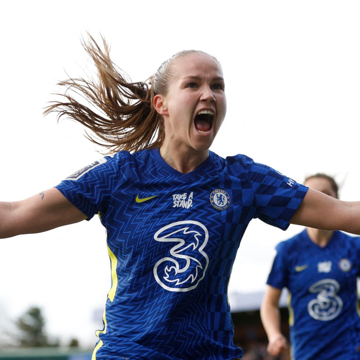 Chelsea close gap at top of WSL after Guro Reiten sees off Manchester City  | Women's Super League | The Guardian