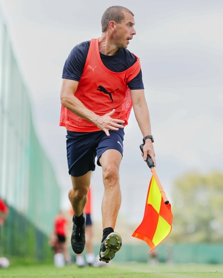 A linesmen undertakes pre-season training in La Finca.