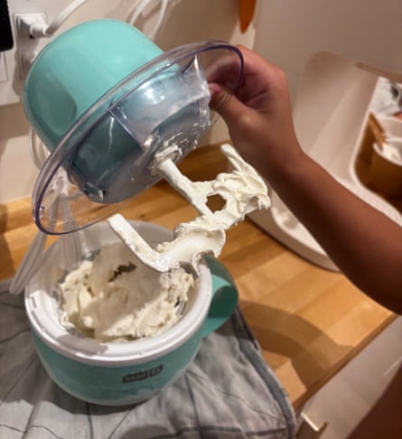 A Dash My Mug Ice Cream Maker churning ice cream