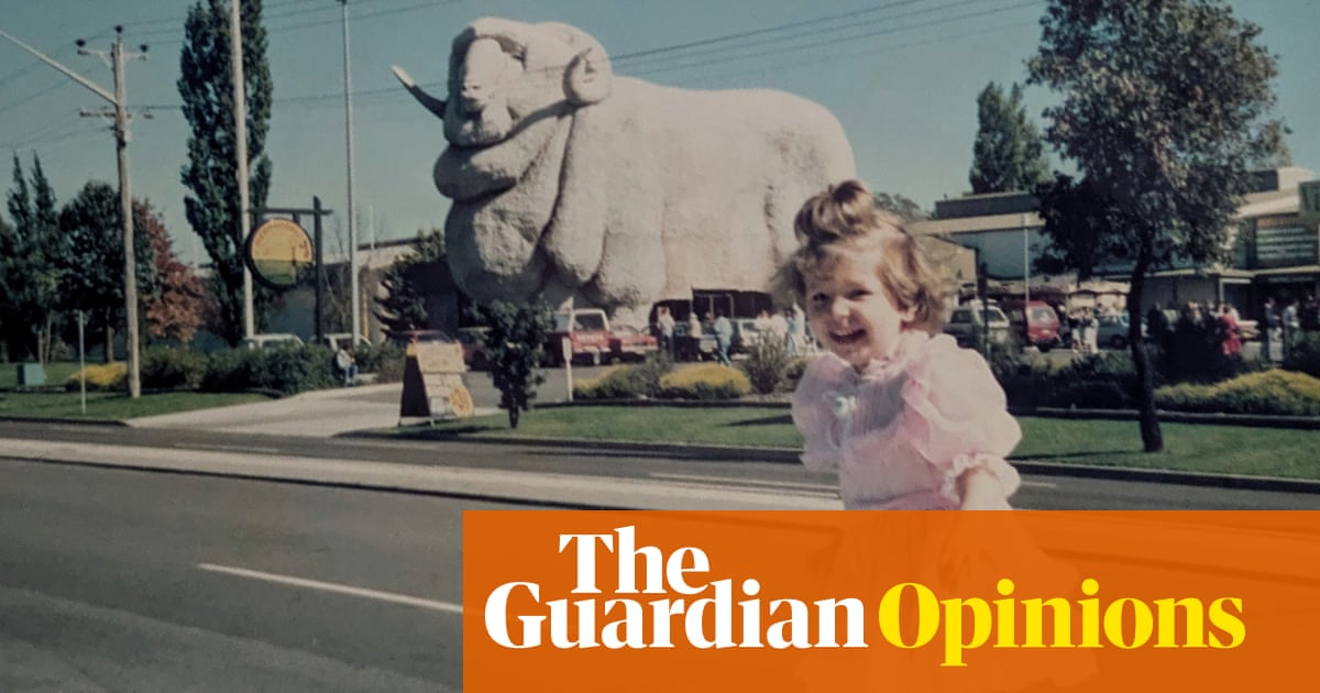 When everyone else in Sydney headed towards the water, my family went west. Those holidays felt like a treat | Sarah Ayoub