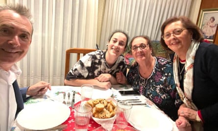 Montaner with sisters Antonia and Manoli, and Manoli’s daughter Ana