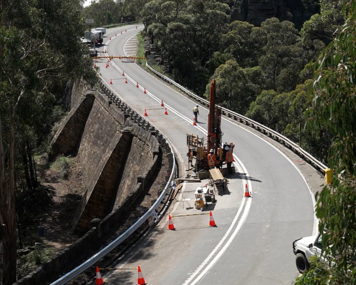Vital Blue Mountains highway to be closed for another year as NSW reveals bridge plans