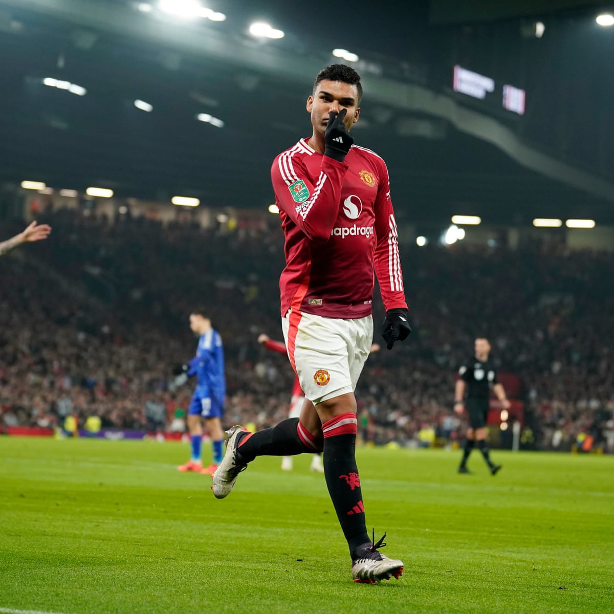 10) Manchester United v Leicester, Brighton v Liverpool: Carabao Cup clockwatch – live