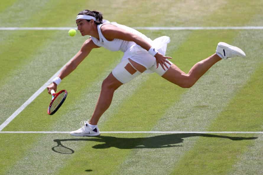Wimbledon 2022: Djokovic, Watson, Alcaraz and Norrie in action on day seven – live! | Wimbledon 2022 4 Caroline Garcia returns to Marie Bouzkova.