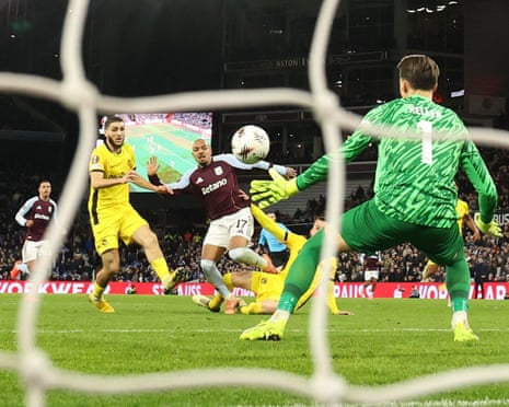 Donyell Malen scores to make it 2-0 to Aston Villa