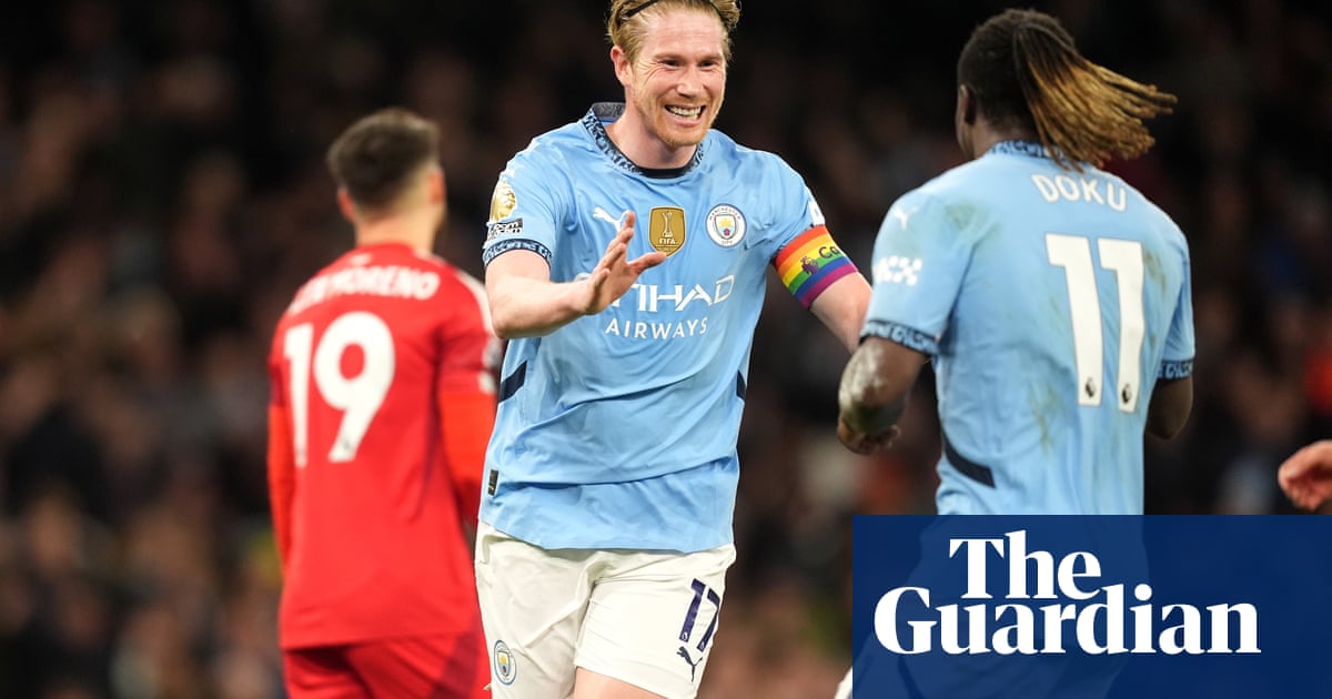 Manchester City back to winning ways as they cruise past Nottingham Forest Manchester City back to winning ways as they cruise past Nottingham Forest