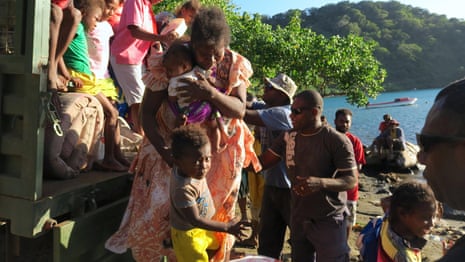 Locals evacuate Ambae island as Vanuatu volcano threatens to  erupt – video 