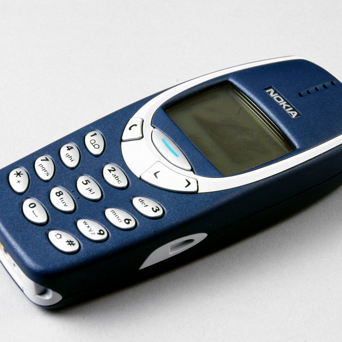 Forget Smartphones The Nokia 3310 Is Still The Mobile Of The