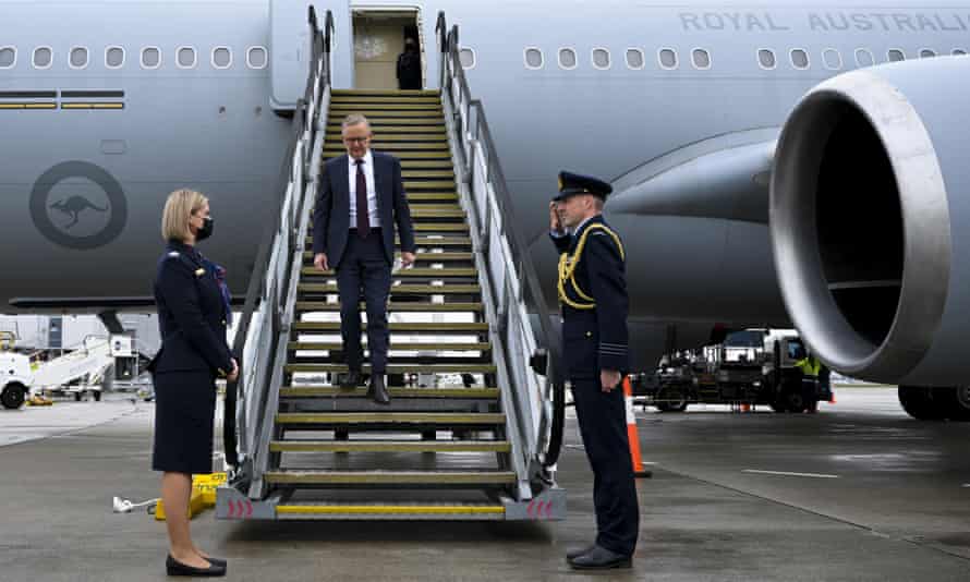 Anthony Albanese disembarks the plane on arrival in Perth after a 8-day long trip to Europe