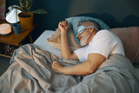 Can sleep masks give you zits? 12 things you should know about wearing one