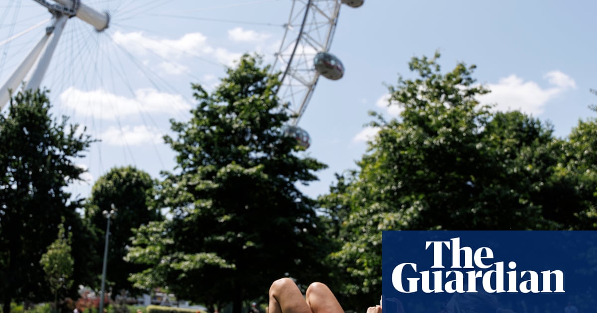 Emergency services warn of wildfire risk ahead of expected UK heatwave