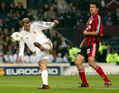 Zidane wows Hampden against Leverkusen in 2002.