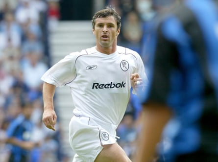 Gary Speed in action for Bolton Wanderers in 2004.