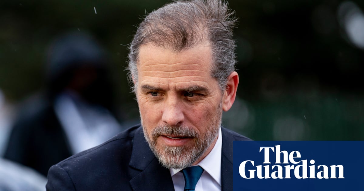 В подкаст интервю Байдън обсъжда пристрастяването трезвостта и как враговете