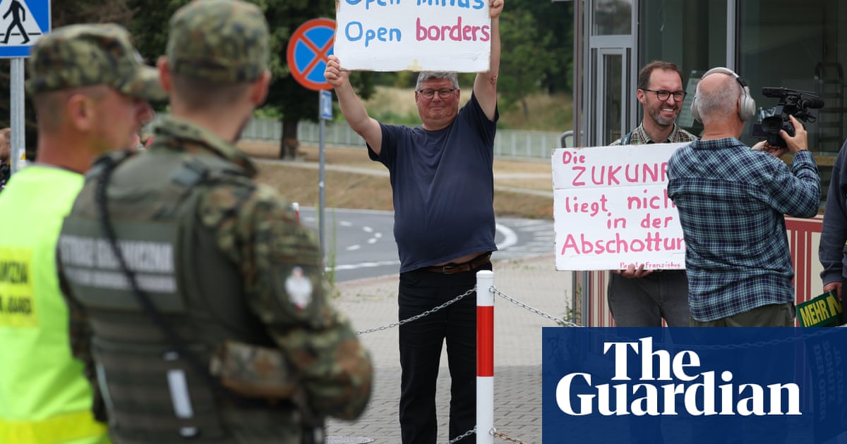 Poland begins controls on borders with Germany and Lithuania