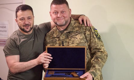 Gen Valerii Zaluzhnyi (right) pictured with President Volodymyr Zelenskiy at a meeting to discuss Russia’s attack in Dnipro last July.