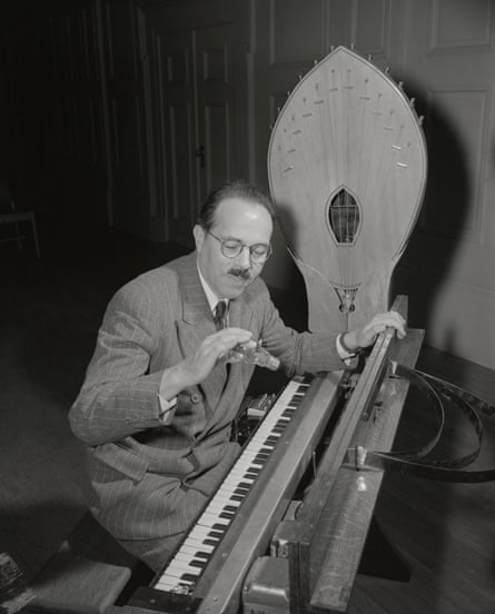 Maurice Martenot, with the electronic instrument he invented in 1928, the ondes Martenot.