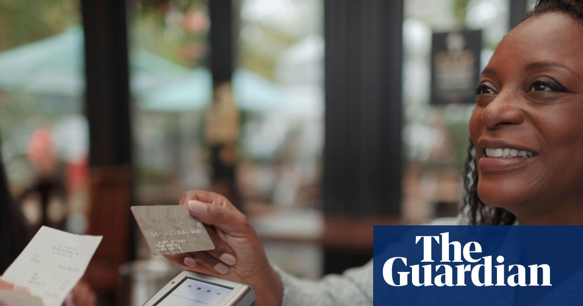 UK banks keep £100 limit for contactless card payments despite FCA scrapping it