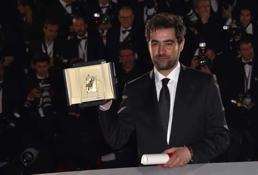 Iranian actor Shahab Hosseini poses with his Best Actor prize at the 69th Cannes Film Festival in Cannes, in May 2016.