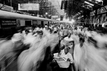 Local commuters at Church Gate railway station. Mumbai, 1995It is with great sadness that Magnum announces the passing of beloved photographer Raghu Rai, aged 83. Born in Jhhang, in present-day Pakistan, Raghu Rai joined Magnum Photos in 1977 at Henri Cartier-Bresson’s invitation, becoming one of India’s foremost visual chroniclers.