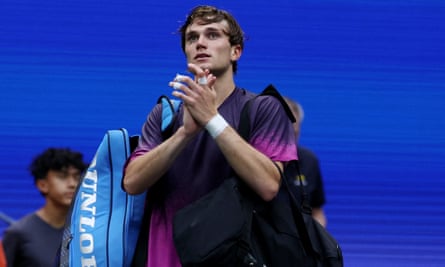 Jack Draper reacts after losing to Jannik Sinner in the US Open semi-finals