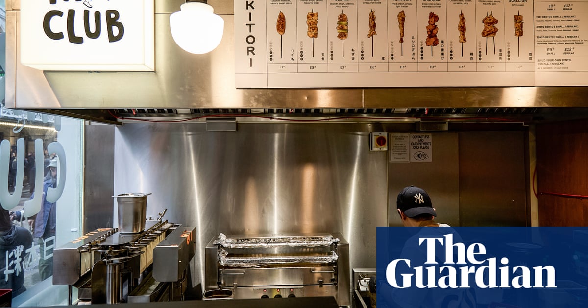 Yari Club, London WC2: ‘I didn’t expect the robot chef to be simply a deep-fat fryer’ – restaurant review | Japanese food and drink Yari Club, London WC2: ‘I didn’t expect the robot chef to be simply a deep-fat fryer’ – restaurant review | Japanese food and drink