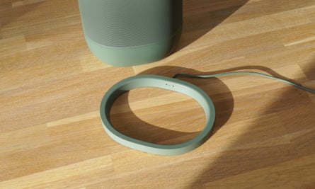 The oval charging dock of the Sonos Move 2.