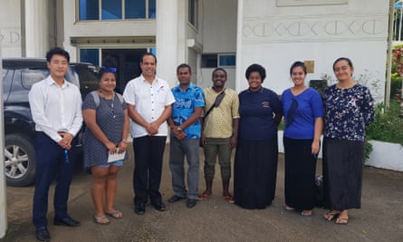 Solomon Yeo and other law students meeting Vanuatu foreign minister Ralph Regenvanu in 2019