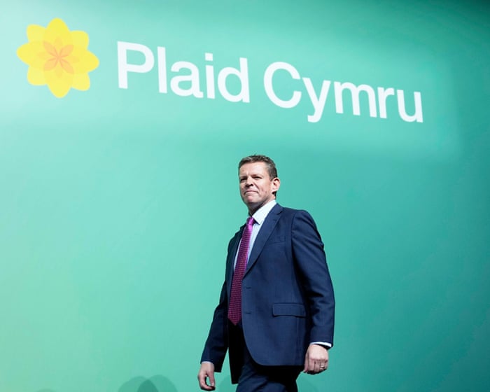 Welsh first minister calls on Burnham to deliever ‘new deal’ on devolution