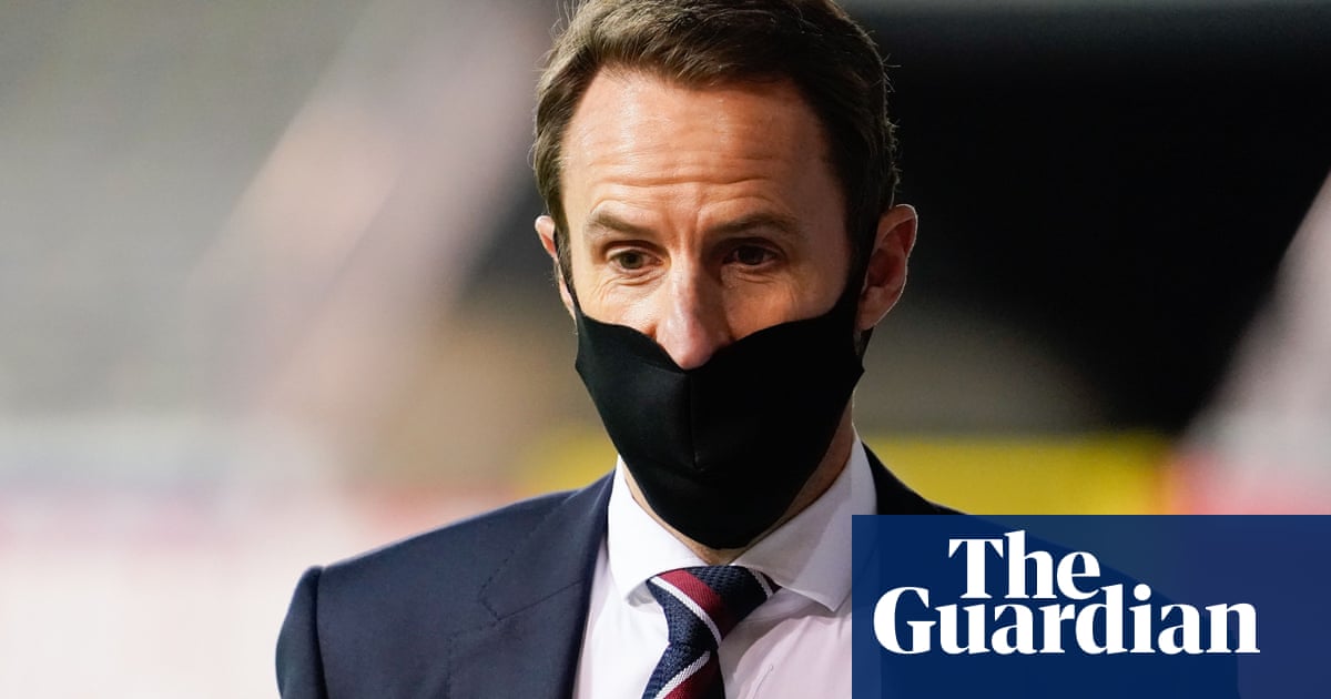 Southgate claims players face huge pressure from clubs over England duty