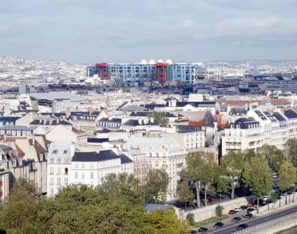 Il Pompidou visto da tutta la città.