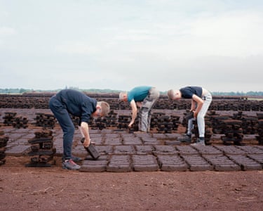 A family footing turf for domestic use. Ticknevin, County Kildare, Ireland