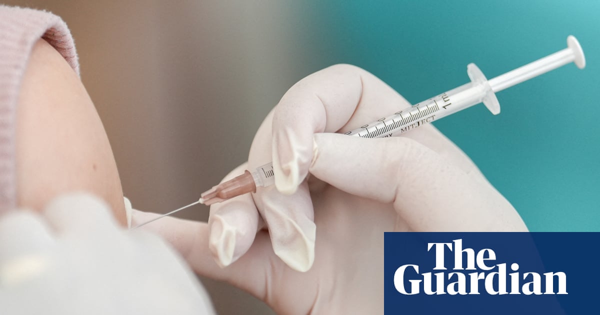 FDA says it will limit access to Covid-19 boosters for Americans under 65