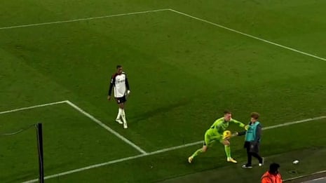 Fulham goalkeeper Bernd Leno pushes ballboy – video