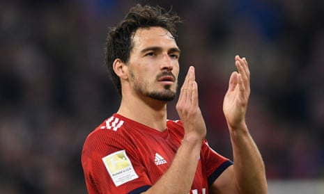 Mats Hummels - Trung Vệ Trở Về Dortmund Hành Trình Quay Về Nơi Chốn Xưa Và Những Điều Chờ Đợi Phía Trước Mats Hummels - Trung Vệ Trở Về Dortmund Hành Trình Quay Về Nơi Chốn Xưa Và Những Điều Chờ Đợi Phía Trước