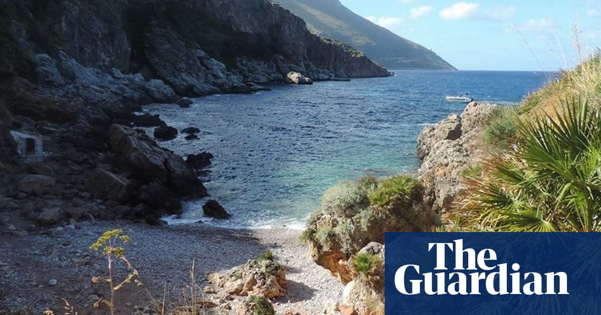 Strangers at the Port by Lauren Aimee Curtis review – an island controlled by men