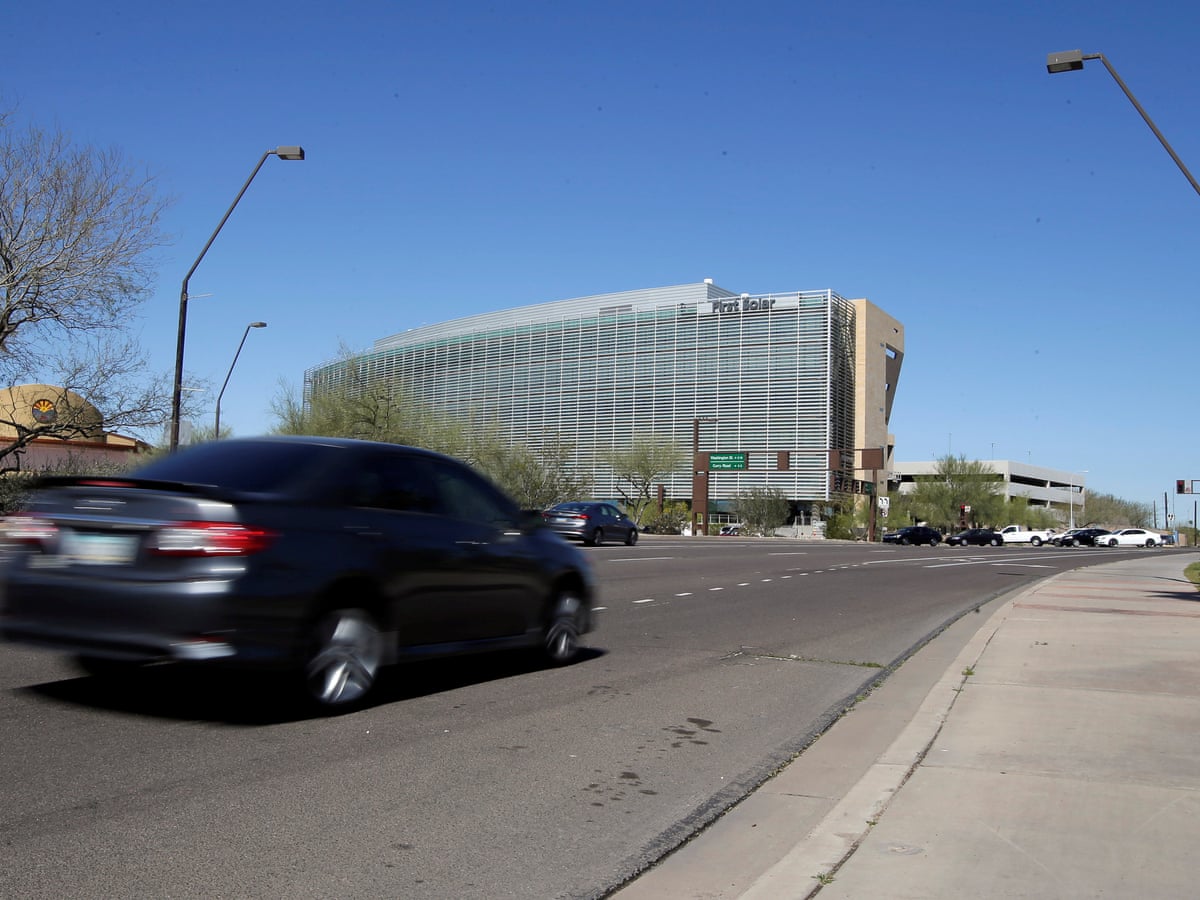 Self Driving Uber Kills Arizona Woman In First Fatal Crash