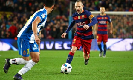 Andrés Iniesta in action for Barcelona against Espanyol in 2016.