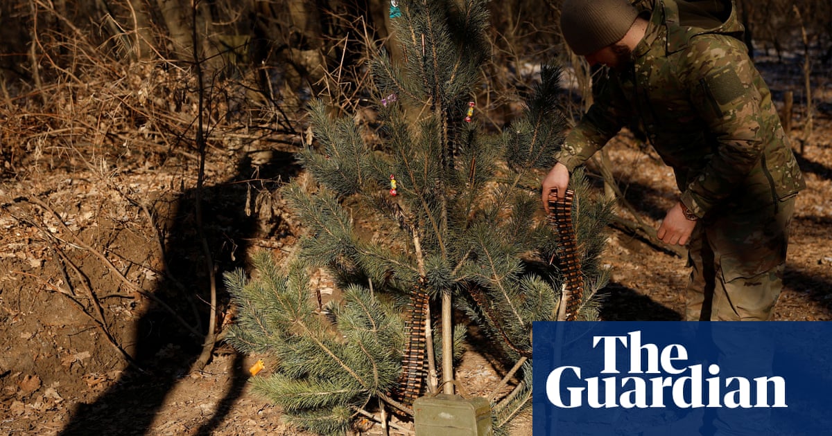 Ukraine moves Christmas date to 25 December in snub to Russia