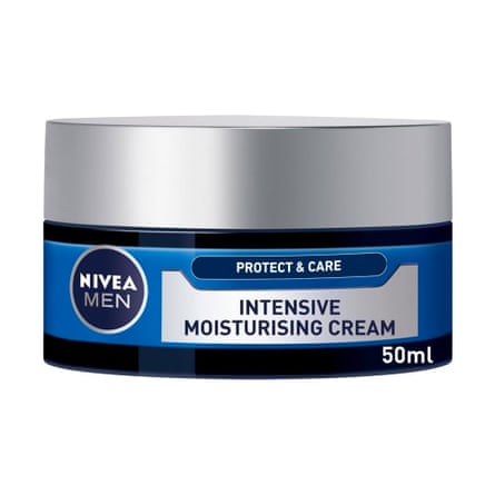Nivea intensive moisturiser for men tub